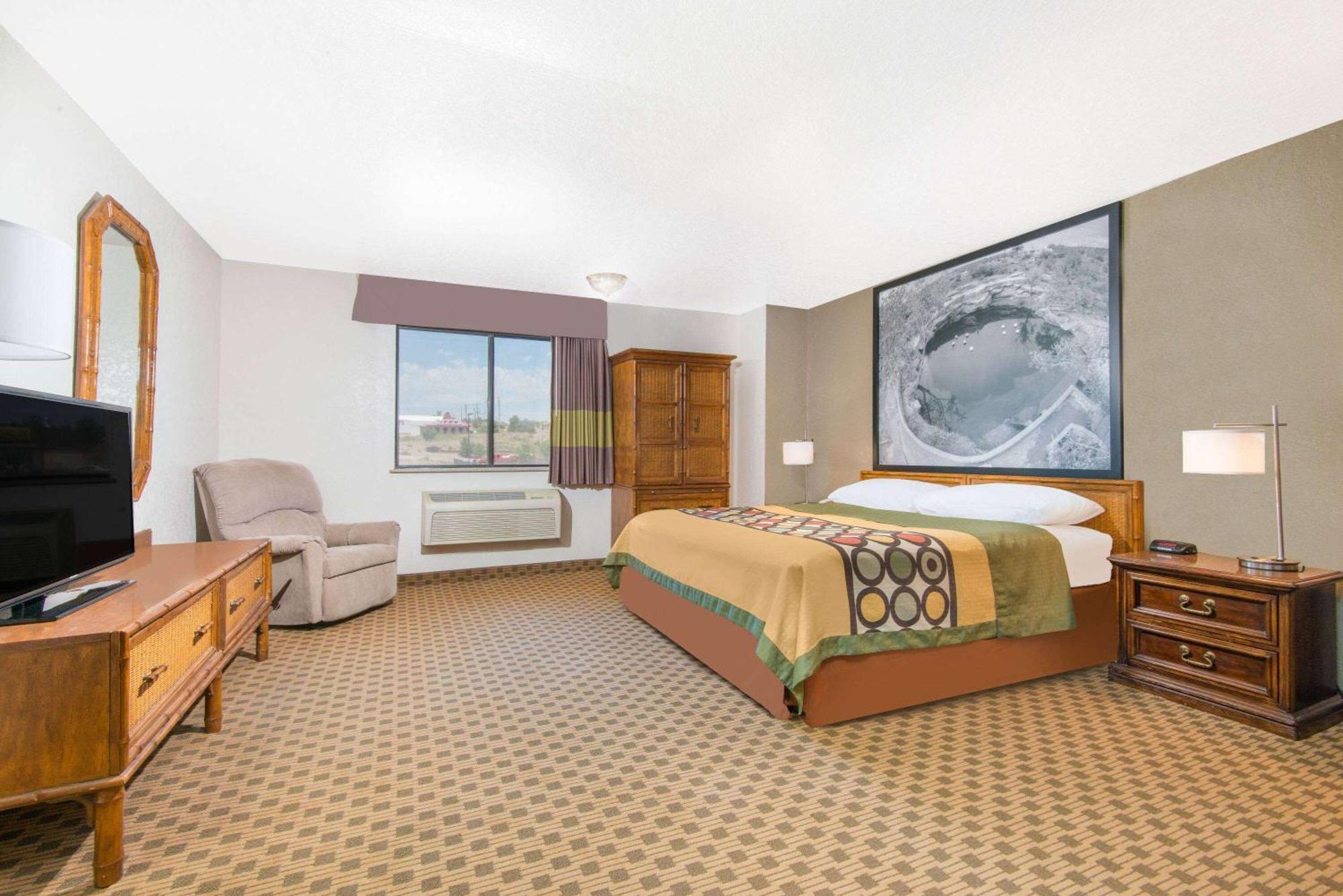 Super 8 By Wyndham Santa Rosa Otel Dış mekan fotoğraf