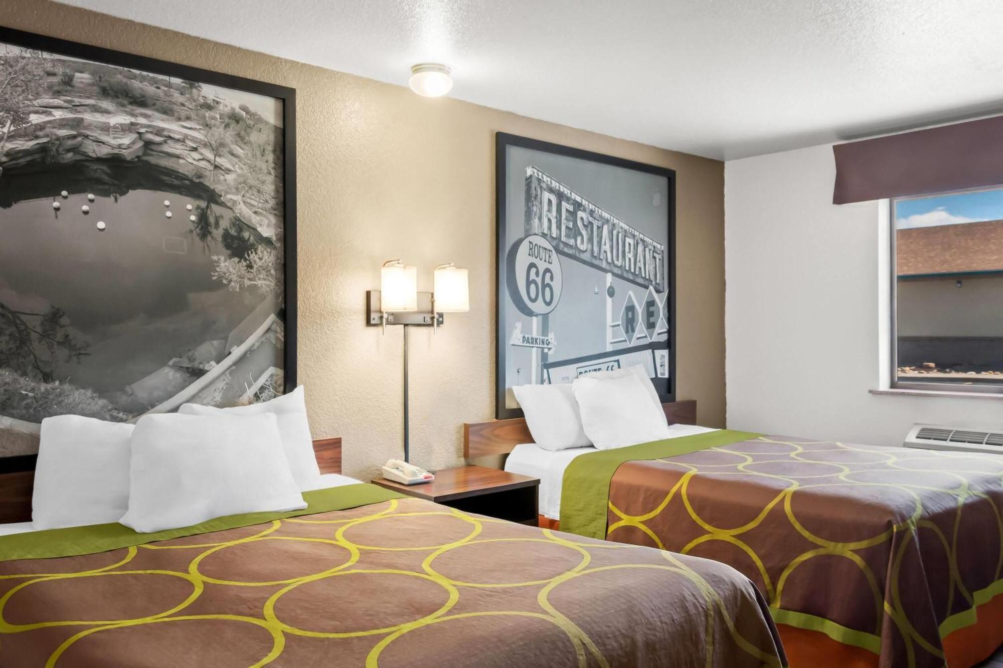 Super 8 By Wyndham Santa Rosa Otel Dış mekan fotoğraf