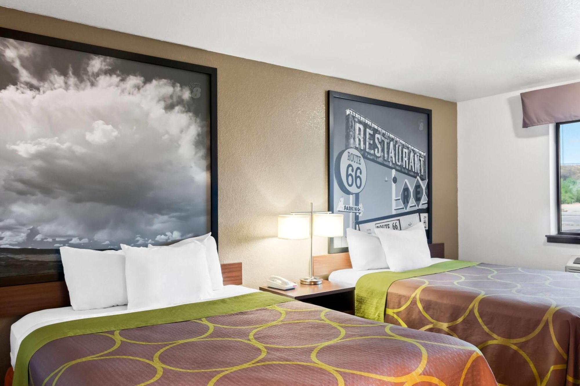 Super 8 By Wyndham Santa Rosa Otel Dış mekan fotoğraf