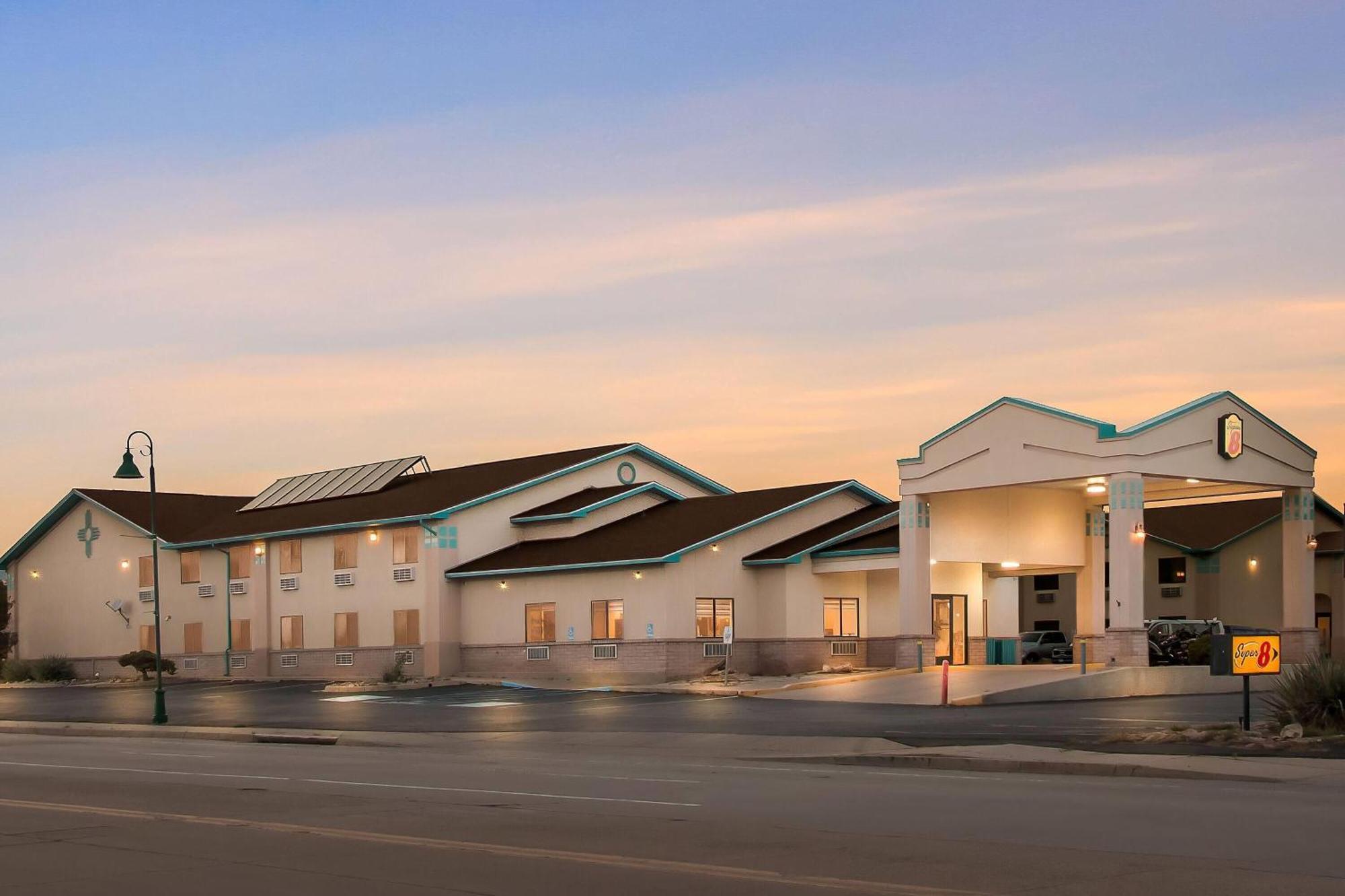 Super 8 By Wyndham Santa Rosa Otel Dış mekan fotoğraf
