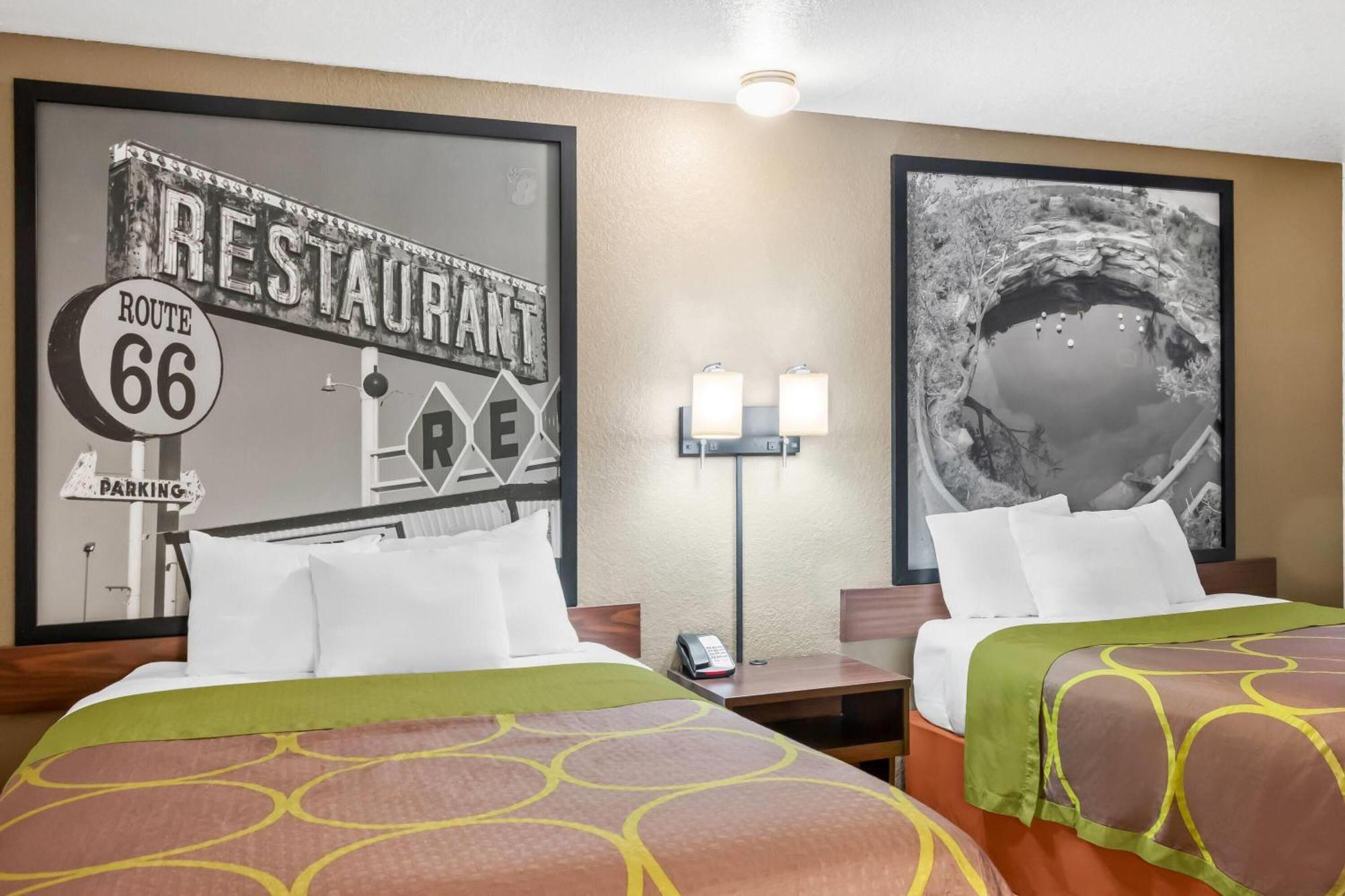 Super 8 By Wyndham Santa Rosa Otel Dış mekan fotoğraf