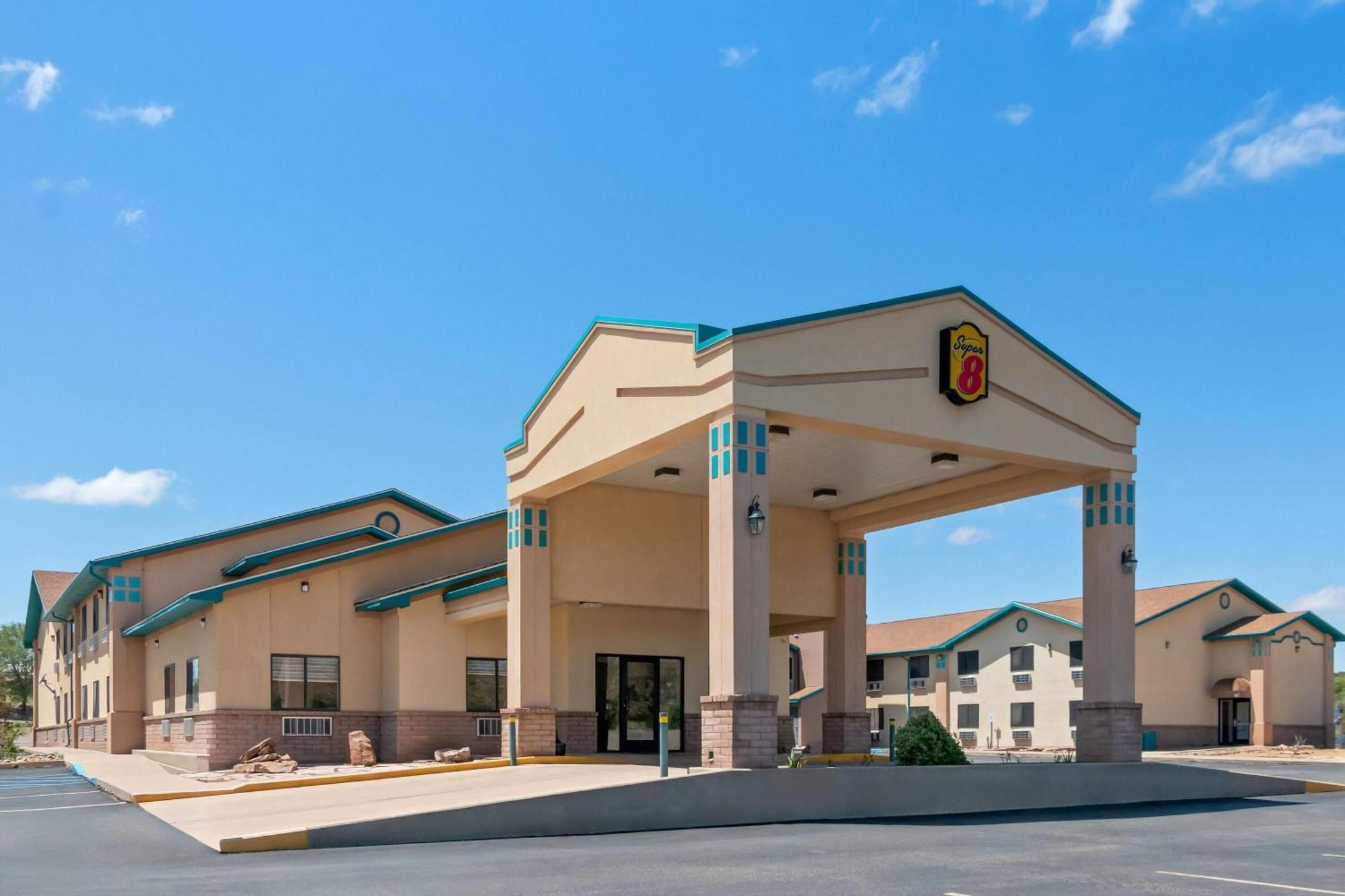Super 8 By Wyndham Santa Rosa Otel Dış mekan fotoğraf
